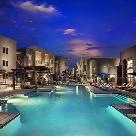 Velaire Apartments By Barsala Glendale Exterior photo